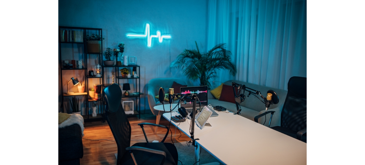 4 Proven Ways to Make Money From Your Podcast (Plus Tips for Maximizing Revenue)
